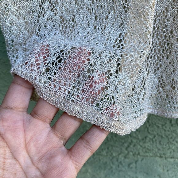EUC LUCKY BRAND Sheer Knit Cream/Gold Flowy Boho Top Large - Picture 6 of 8